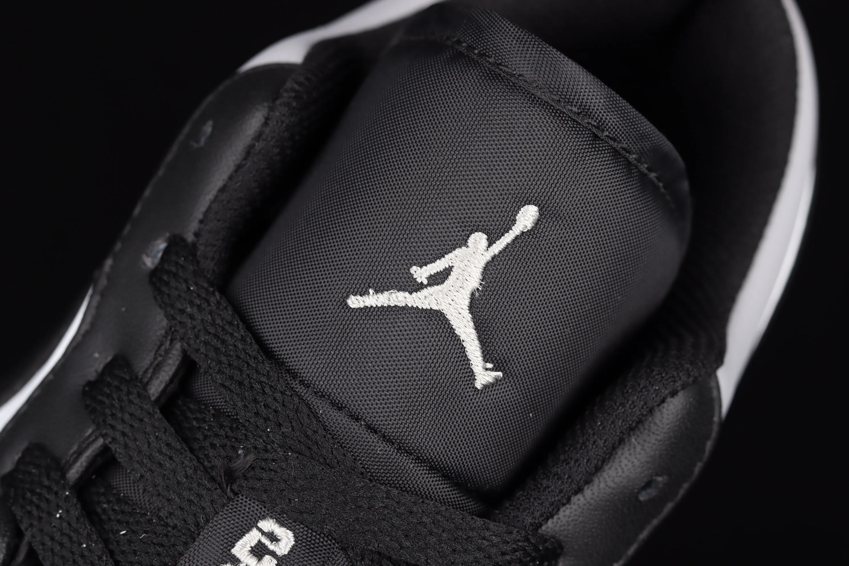 All categories Air Jordan Jordan series basketball shoes Air Jordan 1 Low X version Air Jordan 1 Low AJ1 Joe 1 low-top cultural and leisure sports sneakers 553558-110